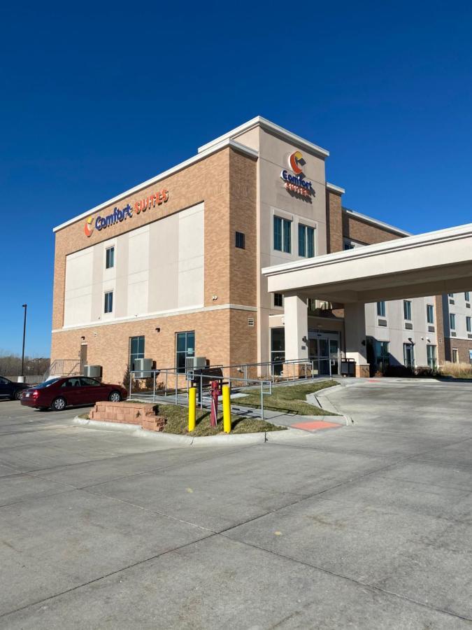 Comfort Suites West Omaha Exterior photo